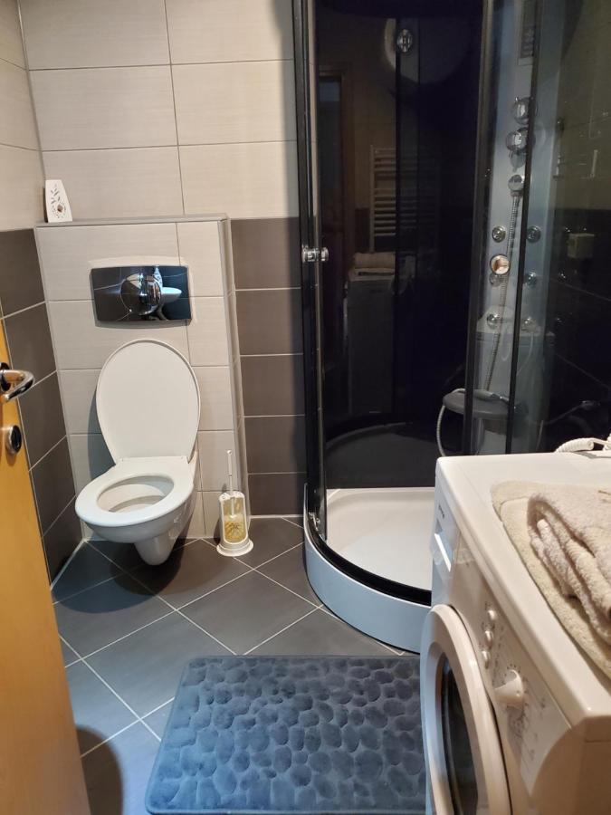 Sleep And Drive Apartment Sarajevo Bagian luar foto